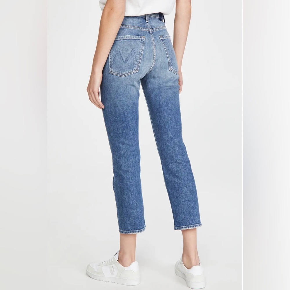 New Mother Jeans The scraper Ankle crop jeans in a 25